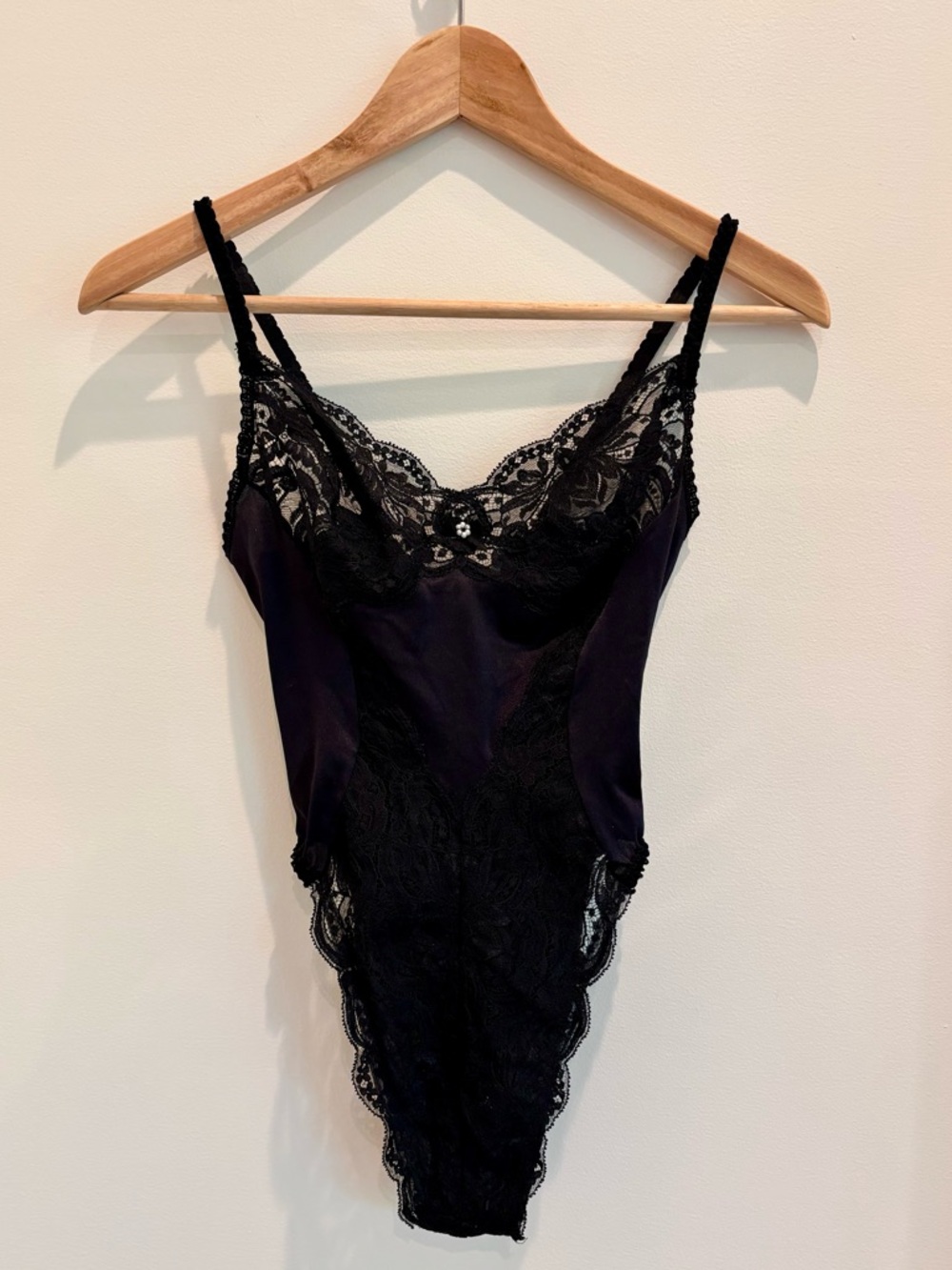 Vtg Olga Lingerie Bodysuit Black Lace High Cut Size Medium